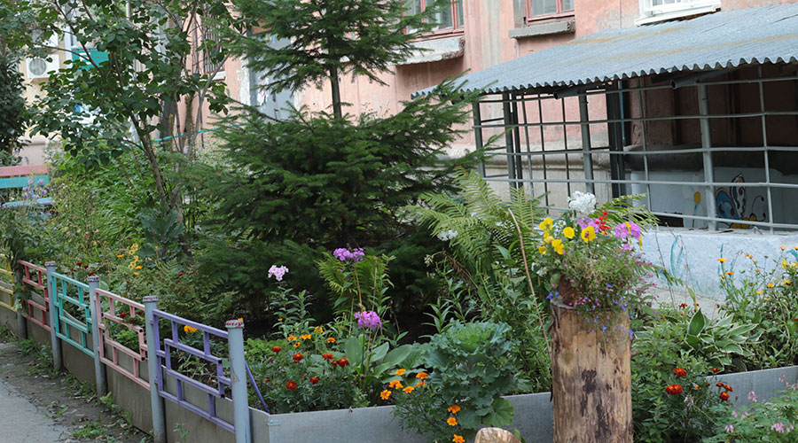 А у нас во дворе. Черёмушки, 18