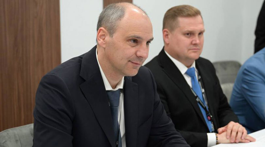Денис Паслер договорился о дальнейшей поставке техники из Республики Беларусь с заместителем премьер-министра Виктором Каранкевичем