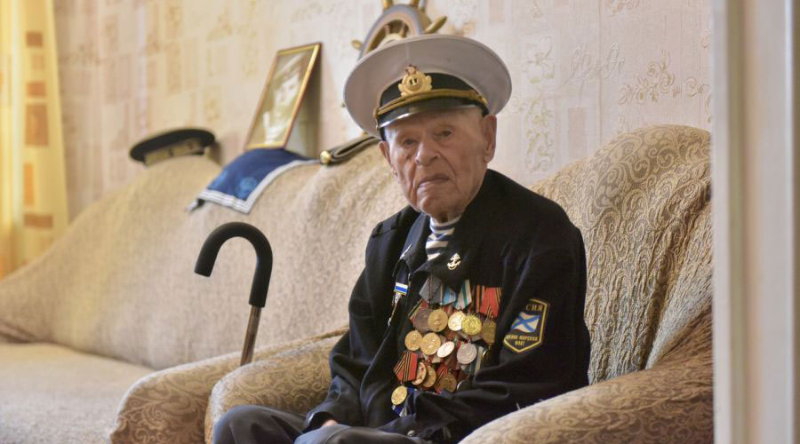 Ветеран Великой Отечественной войны Александр Зверев
