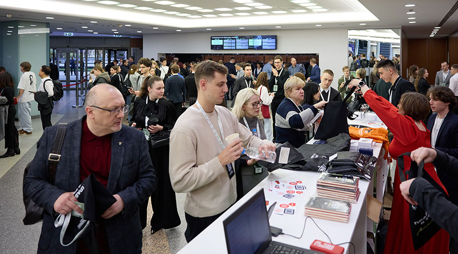 «Проблема не знает границ»: представители 80 стран собрались в Москве для борьбы с фейками «Проблема не знает границ»: представители 80 стран собрались в Москве для борьбы с фейками