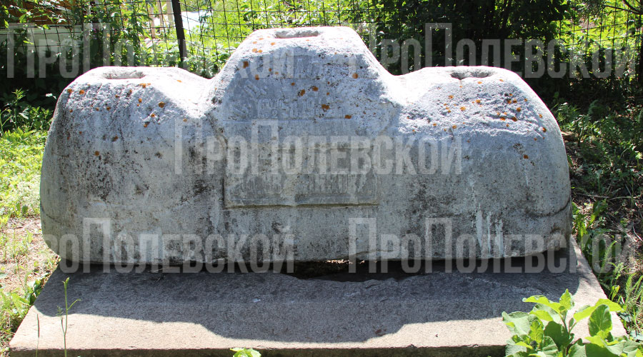 Храм до сих пор в лесах, реконструкция остановлена из-за недостатка средств у благотворителя
