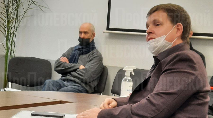 В качестве представителя ООО «Железянский рудник» на комитете присутствовал начальник управления  по связям с общественностью Роман Потеряхин