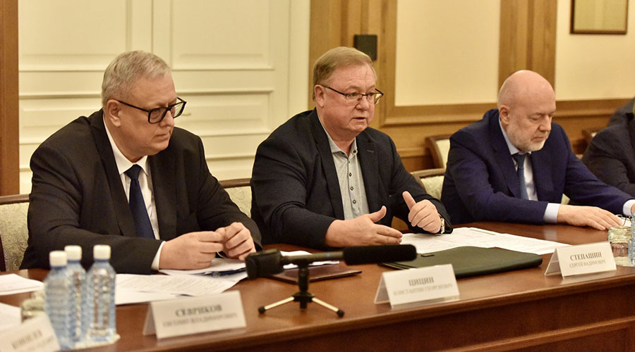 Москва перечислит Уралу еще 2,1 миллиарда рублей на расселение ветхих и аварийных домов
