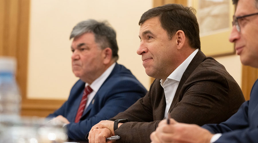 Всероссийская федерация лёгкой атлетики отметила вклад Евгения Куйвашева в развитие этого вида спорта на Урале