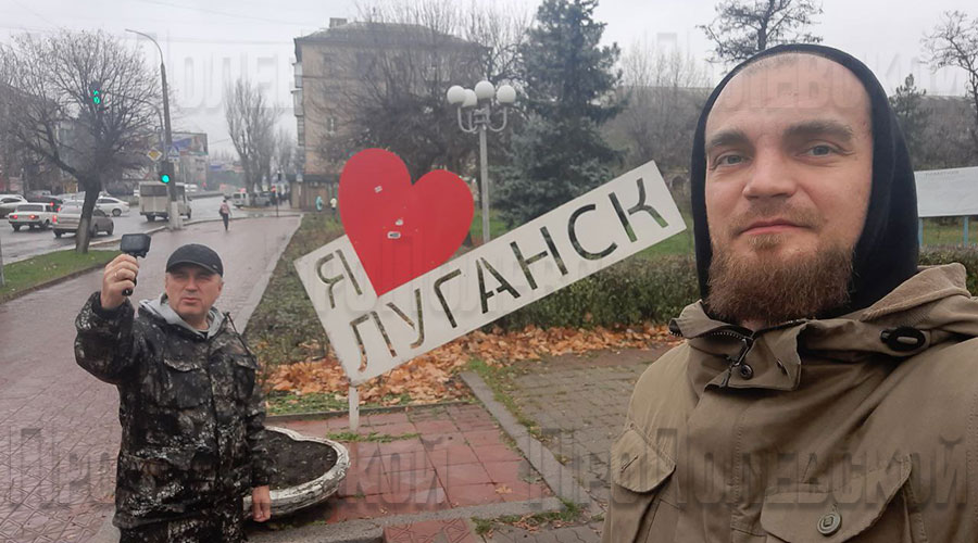 Сотрудники Врачебно-просветительского фонда «Подвижник» передали из рук в руки военнослужащим гуманитарную помощь, собранную в том числе и полевчанами в редакции «Диалога»