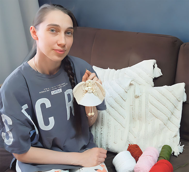 Анна Белоусова
