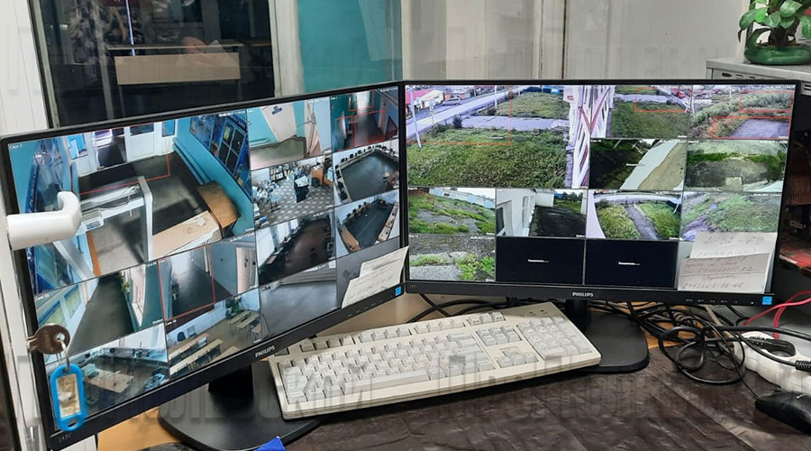 УРТК оставил щедрое наследство – всё учебное и некоторое компьютерное оборудование. В здании скоростной интернет, установлено видеонаблюдение
