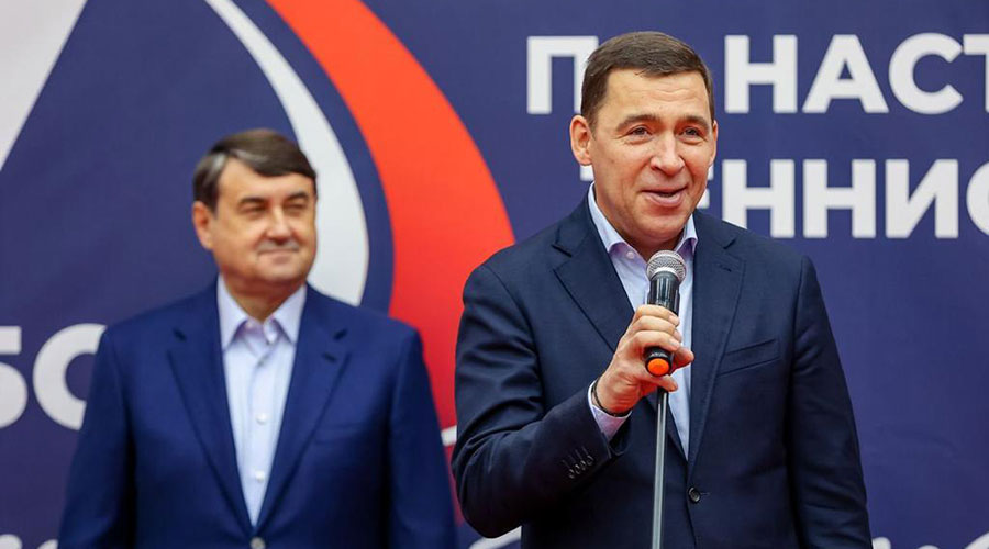 Игорь Левитин и Евгений Куйвашев дали старт состязаниям по настольному теннису, собравшим на Урале лучших спортсменов России и стран СНГ